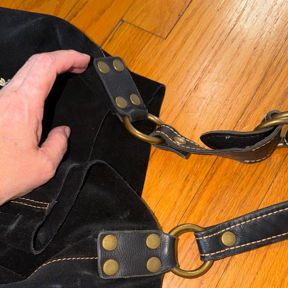Lucky Brand 100%letter piel de bovino  Black Suede Shoulder Bag - Picture 7 of 9